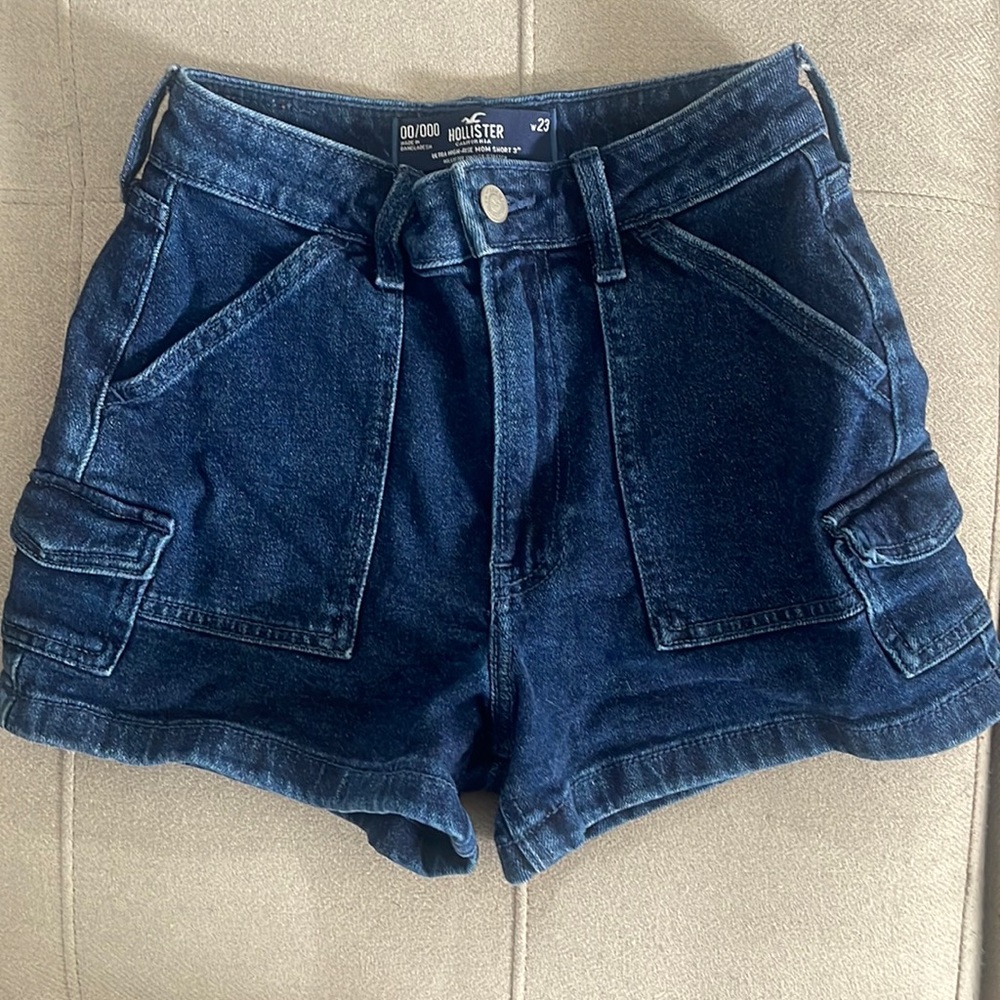Hollister Denim Shorts - In Season/Store Size 23 00/000